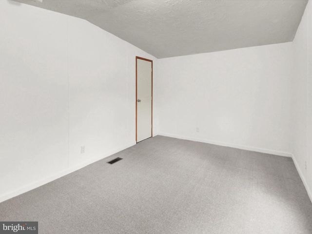 740 LONELY COTTAGE RD, Upper Black Eddy, PA 18972