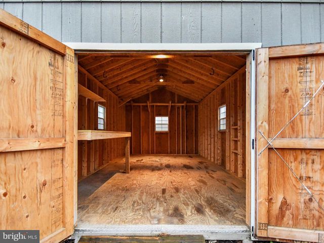 740 LONELY COTTAGE RD, Upper Black Eddy, PA 18972