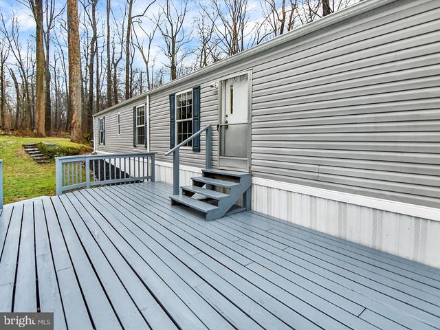 740 LONELY COTTAGE RD, Upper Black Eddy, PA 18972