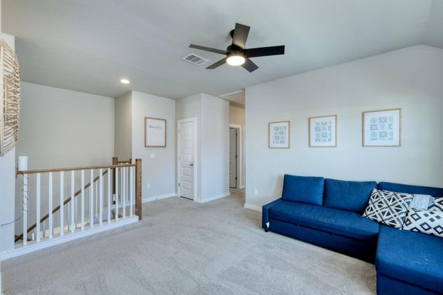 167 Appleberry LN, Elgin, TX 78621