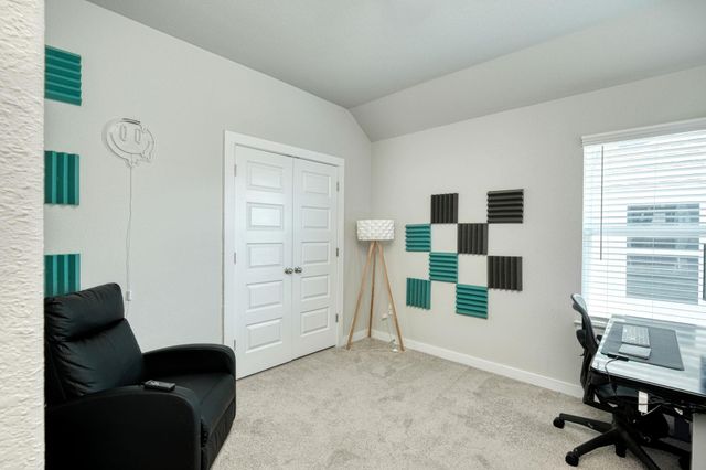 167 Appleberry LN, Elgin, TX 78621