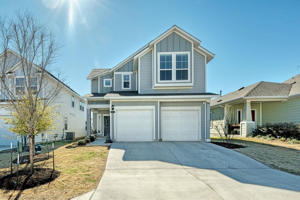 167 Appleberry LN, Elgin, TX 78621