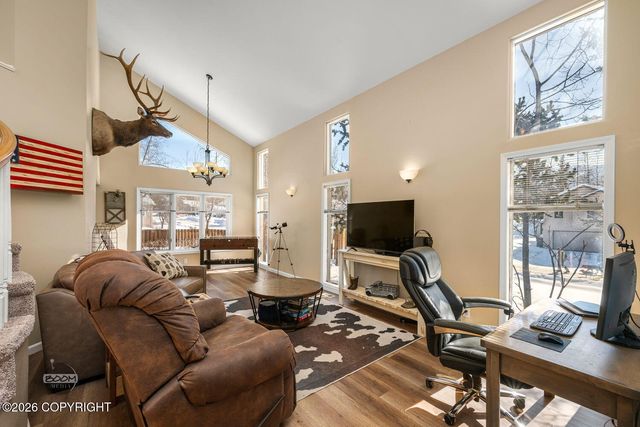 10911 Kaskanak Drive, Eagle River, AK 99577