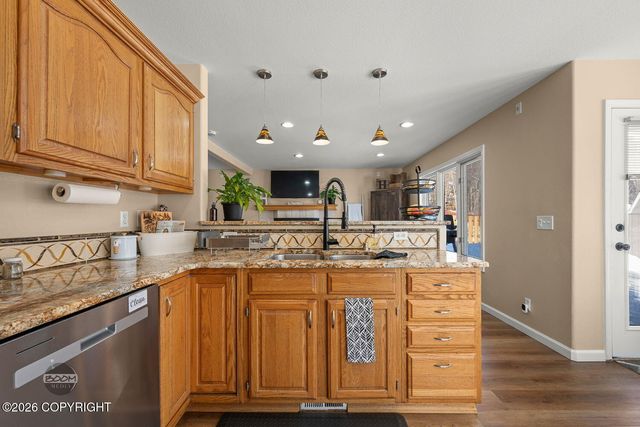 10911 Kaskanak Drive, Eagle River, AK 99577