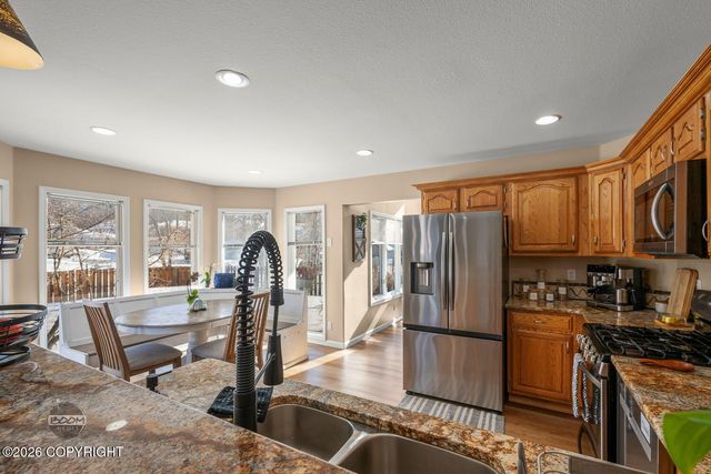 10911 Kaskanak Drive, Eagle River, AK 99577