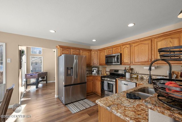 10911 Kaskanak Drive, Eagle River, AK 99577