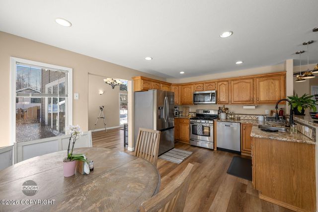 10911 Kaskanak Drive, Eagle River, AK 99577