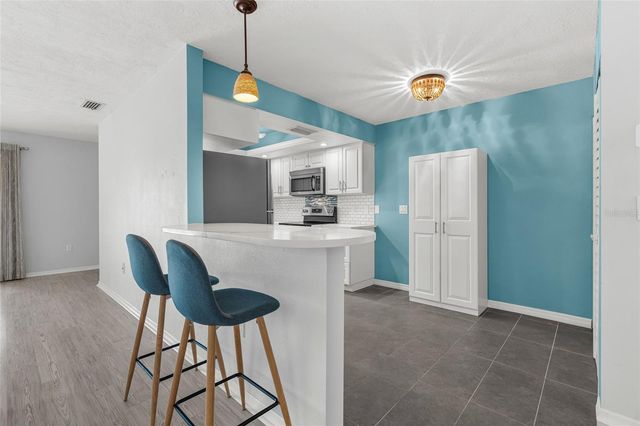 1647 SOUTHWOOD STREET 1647, Sarasota, FL 34231