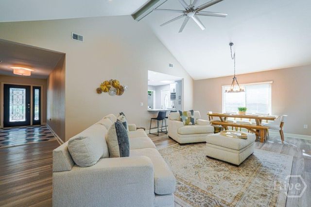 53 Village Green Circle, Savannah, GA 31411