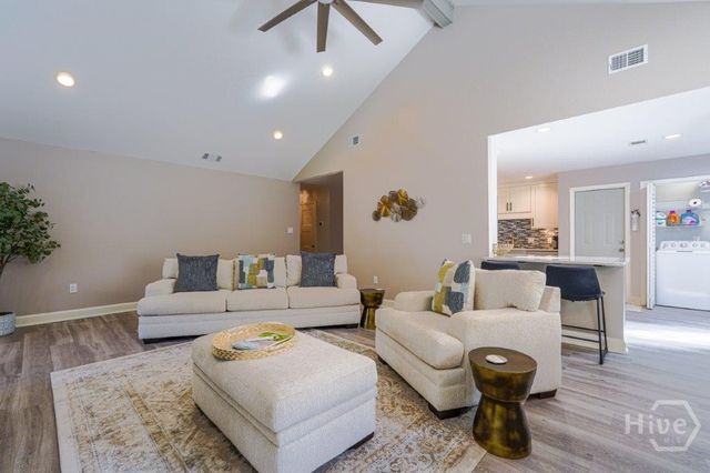 53 Village Green Circle, Savannah, GA 31411