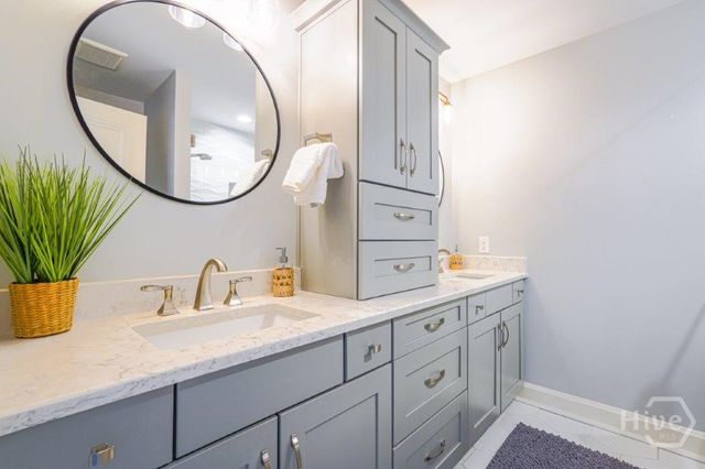 53 Village Green Circle, Savannah, GA 31411