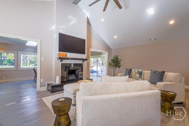 53 Village Green Circle, Savannah, GA 31411