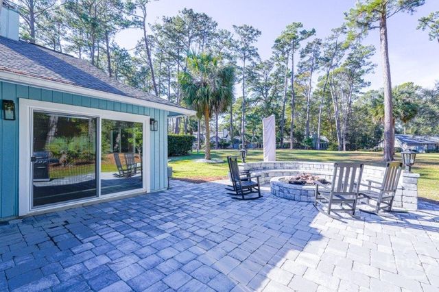 53 Village Green Circle, Savannah, GA 31411