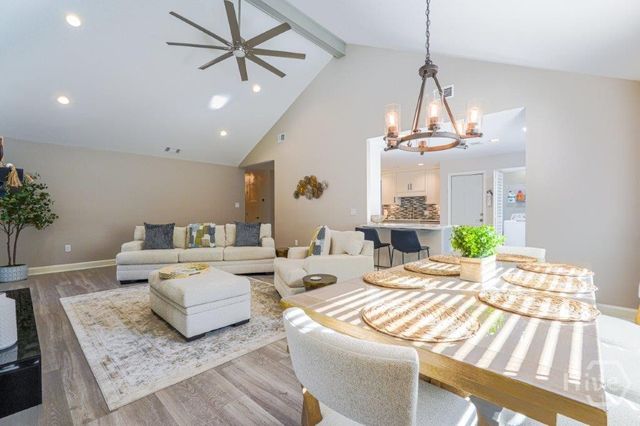 53 Village Green Circle, Savannah, GA 31411