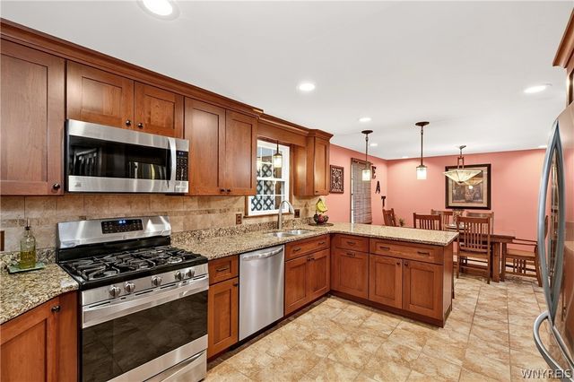 58 Tobey Hill Drive, West Seneca, NY 14224