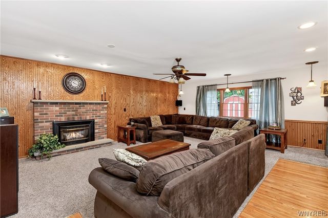 58 Tobey Hill Drive, West Seneca, NY 14224