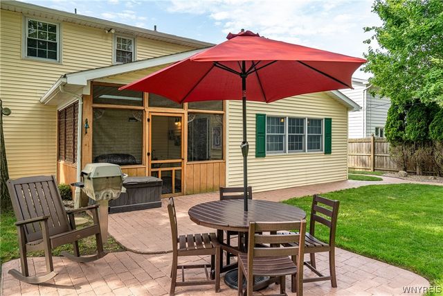 58 Tobey Hill Drive, West Seneca, NY 14224