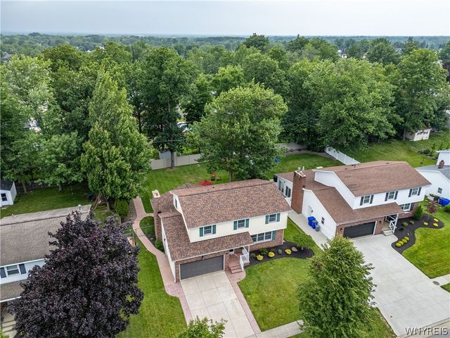 58 Tobey Hill Drive, West Seneca, NY 14224