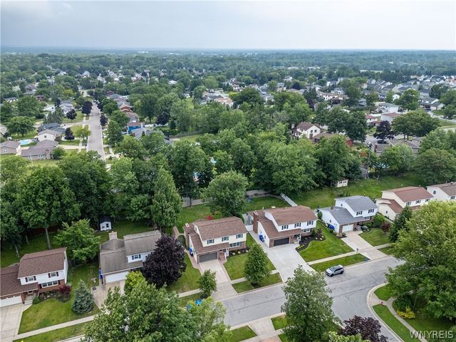 58 Tobey Hill Drive, West Seneca, NY 14224