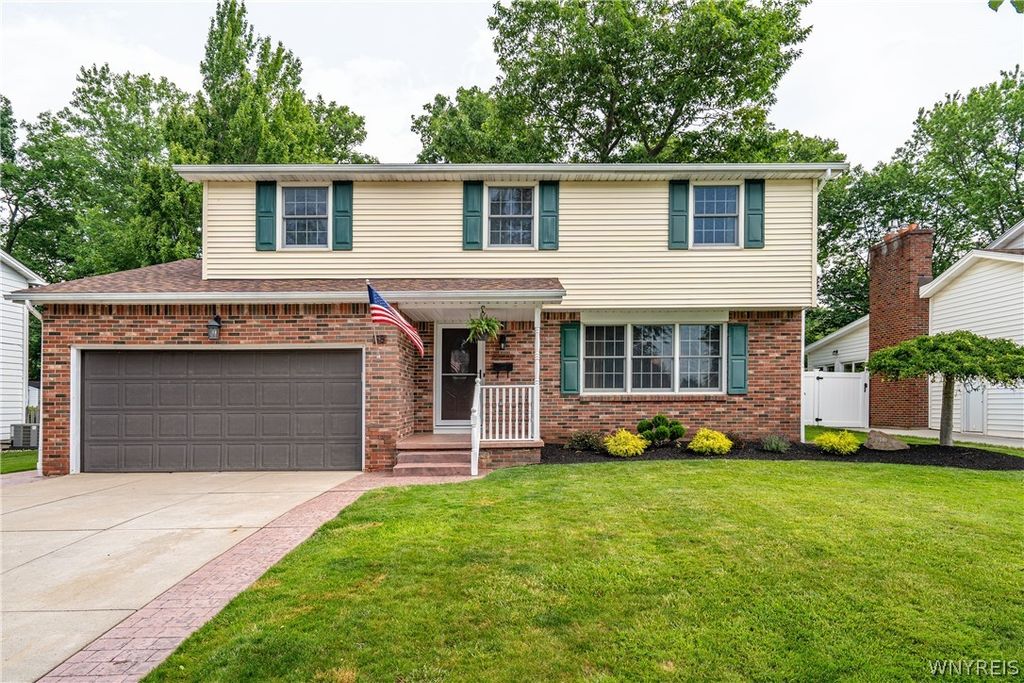 58 Tobey Hill Drive, West Seneca, NY 14224