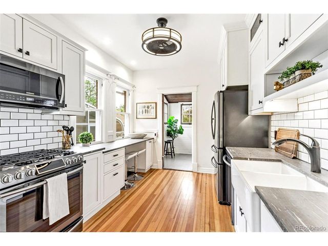 3010 Irving St, Denver, CO 80211