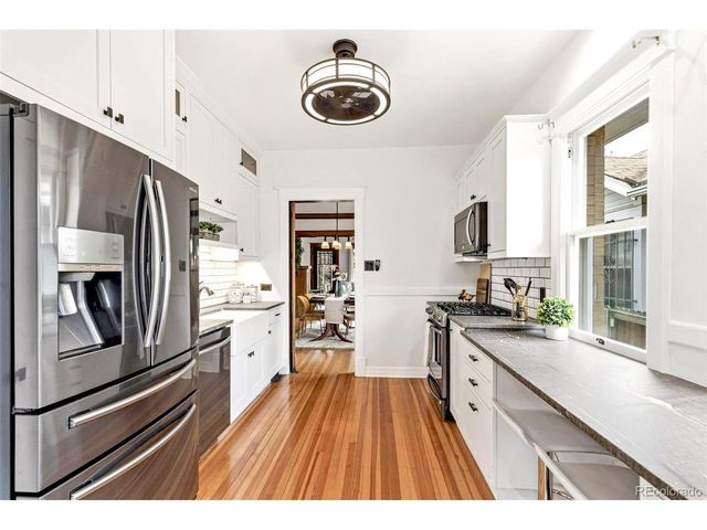 3010 Irving St, Denver, CO 80211