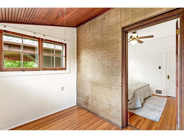 3010 Irving St, Denver, CO 80211