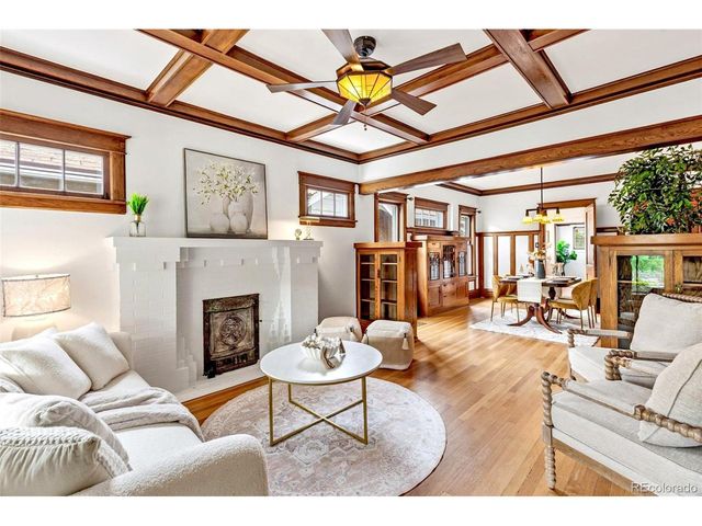 3010 Irving St, Denver, CO 80211