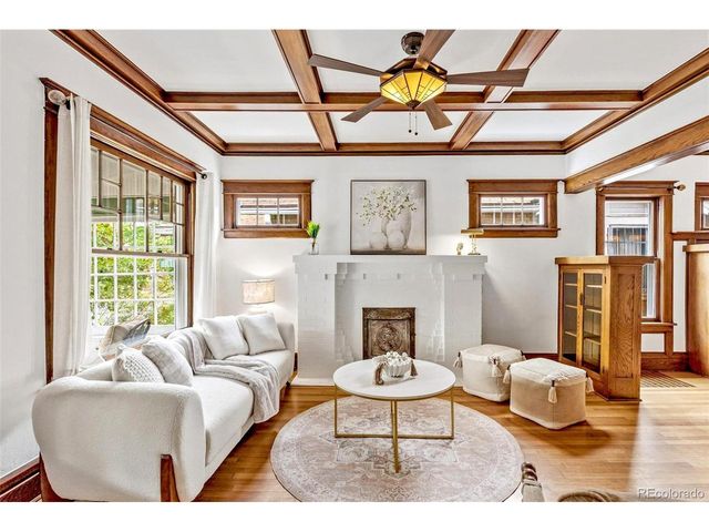3010 Irving St, Denver, CO 80211