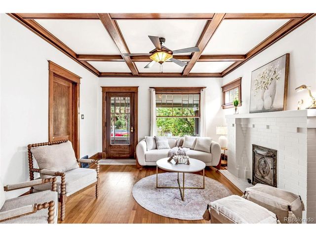 3010 Irving St, Denver, CO 80211