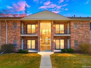 15155 Seagull Drive, Sterling Heights, MI 48313