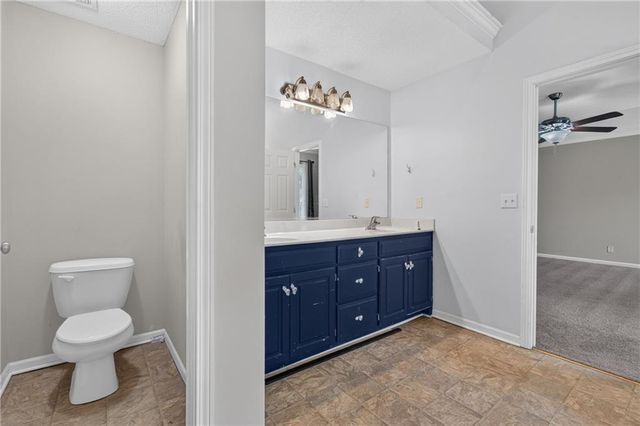 1003 Colonial Drive, Pleasant Hill, MO 64080