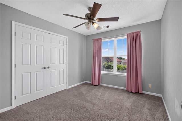 1003 Colonial Drive, Pleasant Hill, MO 64080
