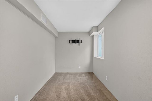 1003 Colonial Drive, Pleasant Hill, MO 64080