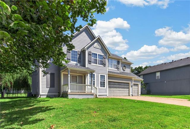 1003 Colonial Drive, Pleasant Hill, MO 64080