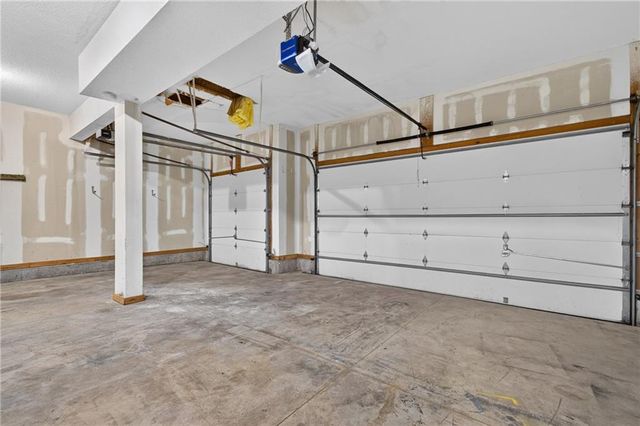 1003 Colonial Drive, Pleasant Hill, MO 64080