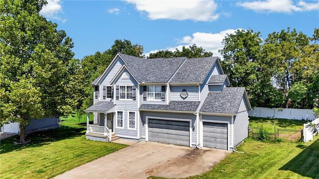 1003 Colonial Drive, Pleasant Hill, MO 64080