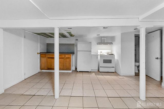 113 2nd Street, Elizabeth, NJ 07206