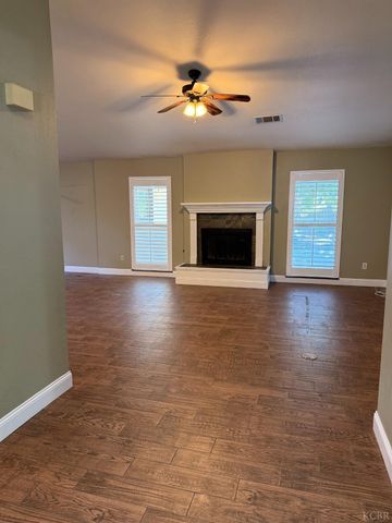 2319 Aspen Street, Hanford, CA 93230