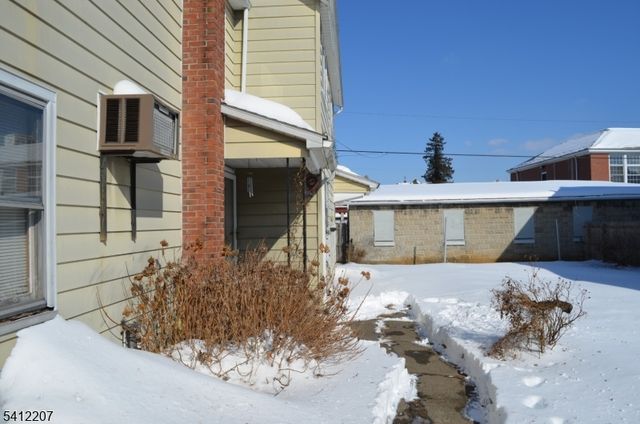 47 Lewis St, Phillipsburg Town, NJ 08865