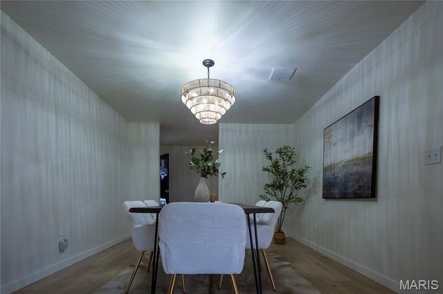 3075 Blackwood Drive, Florissant, MO 63033