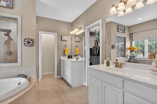 1109 Cadbury Lane, Forney, TX 75126
