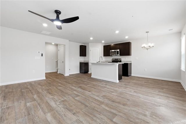 208 Norchester Avenue, Hogansville, GA 30230
