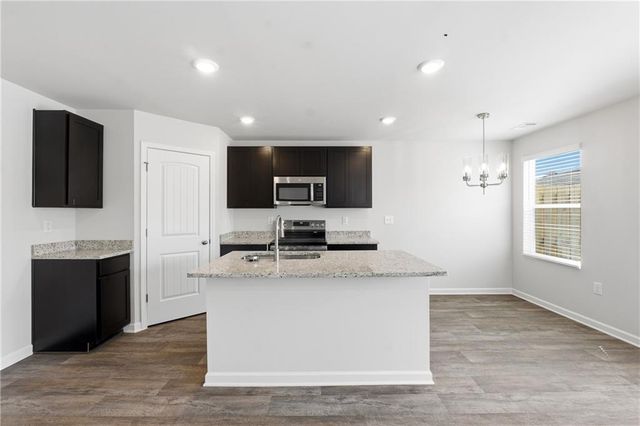 208 Norchester Avenue, Hogansville, GA 30230