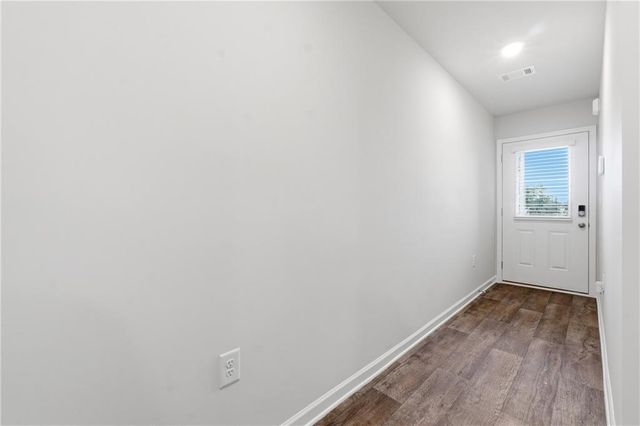 208 Norchester Avenue, Hogansville, GA 30230