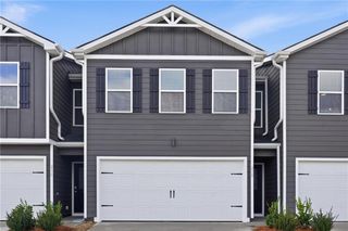208 Norchester Avenue, Hogansville, GA 30230