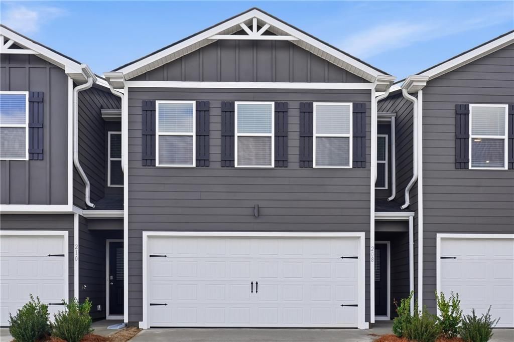 208 Norchester Avenue, Hogansville, GA 30230