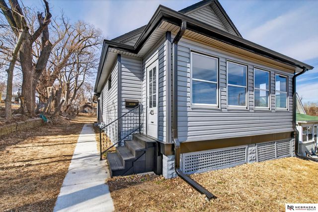 4930 N 33rd Avenue, Omaha, NE 68111