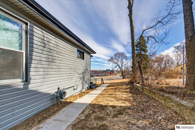 4930 N 33rd Avenue, Omaha, NE 68111