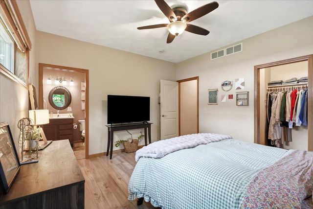 100 Isham Street, Stoughton, WI 53589